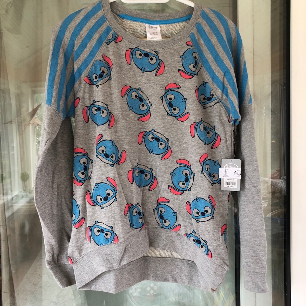 Disney Tsum Tsum Stitch longsleeve shirt